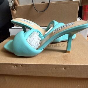 Steve Madden Turquoise Heels